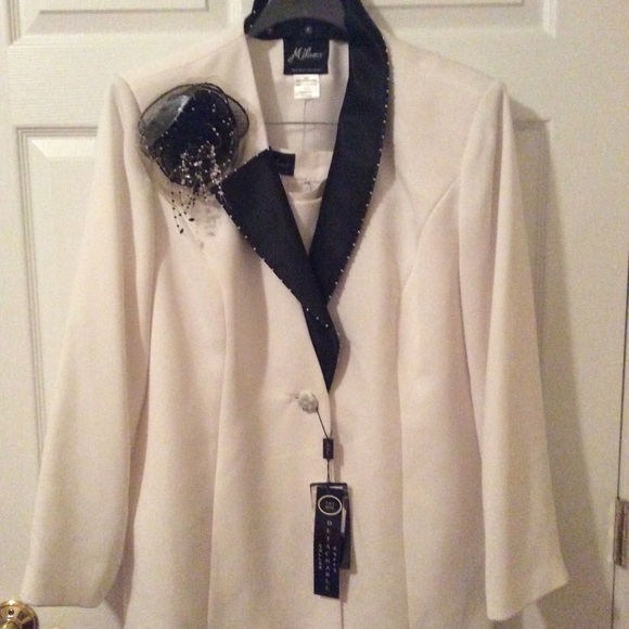 Two piece suit. Plus size - Picture 1 of 1